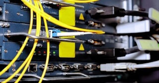Заказать монтаж сетей в Сосновоборске. Обслуживание ПК, ремонт от 310 руб